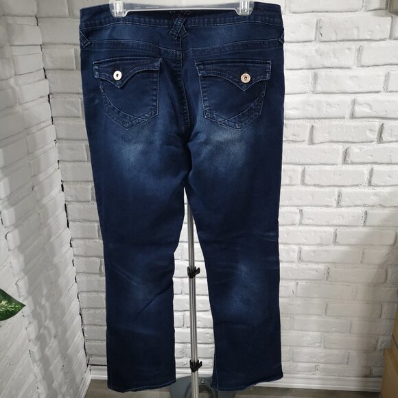 2/$30.00 - Hydraulic Emma Slim Boot Ladies Dark Wash Size 15/16 Jeans - Picture 2 of 12